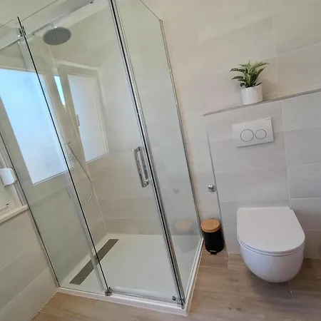 Novi Prostrani U Strogom Centru Pule Pula